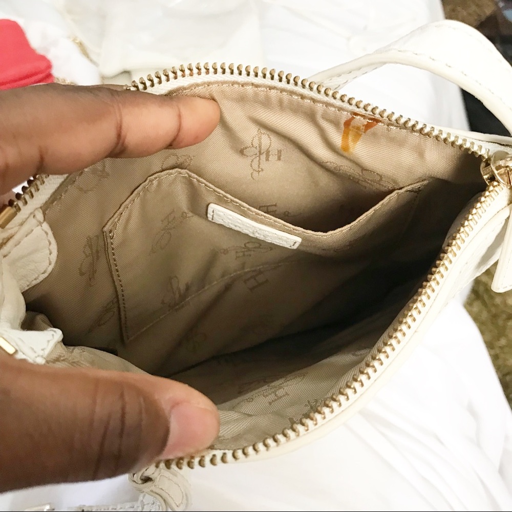 SOLD Cole Haan Womens White Leather Crossbody Bag - Picture 4 of 5